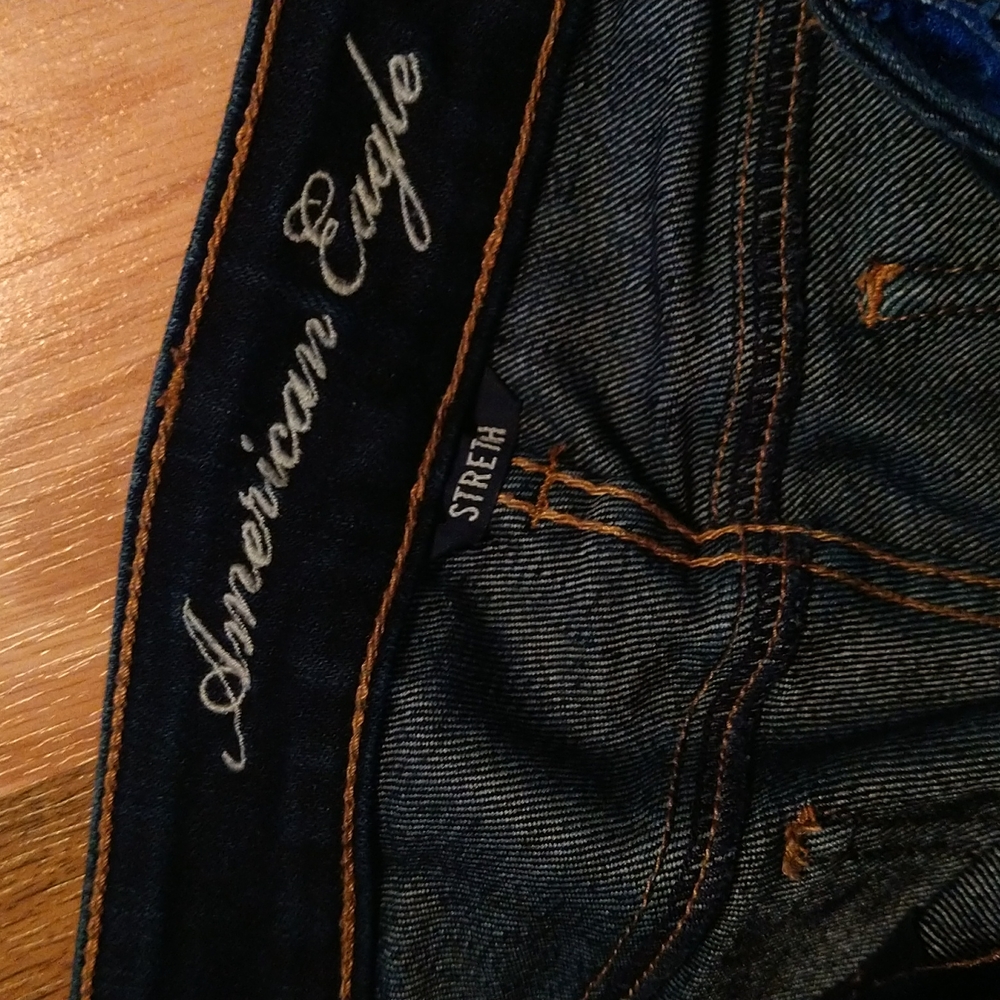 American Eagle Jean - Picture 2 of 3